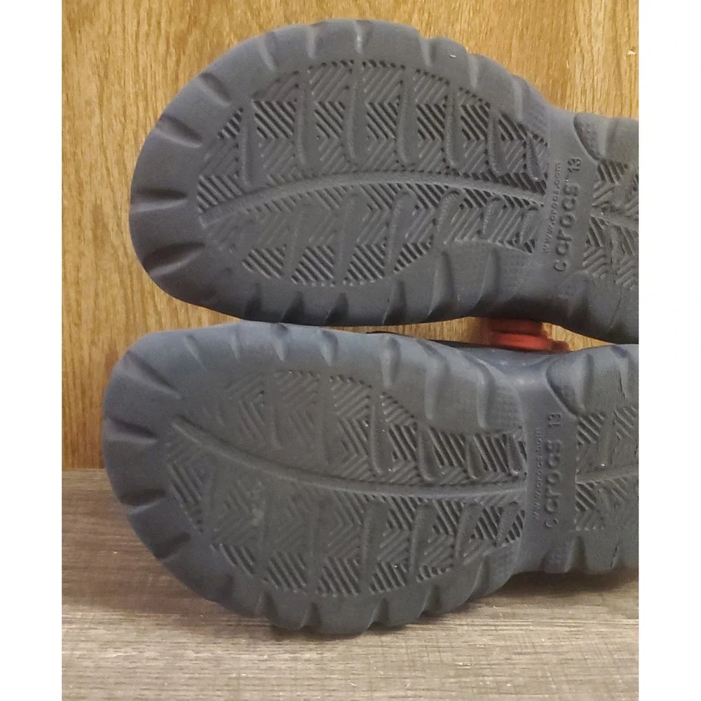 Crocs‎ Swiftwater Clogs Youth Size 13 Navy Red
